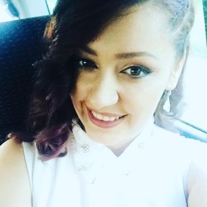 Meet your Posher, Emilija